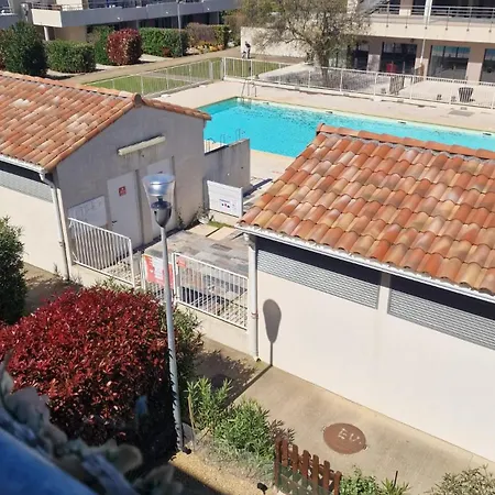Beau Duplex Cap Camargue Piscine 4 Pers Terrasse Et Parking Dans Résidence Sécurisée Appartamento Le Grau-du-Roi