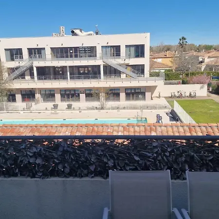 Beau Duplex Cap Camargue Piscine 4 Pers Terrasse Et Parking Dans Résidence Sécurisée Le Grau-du-Roi