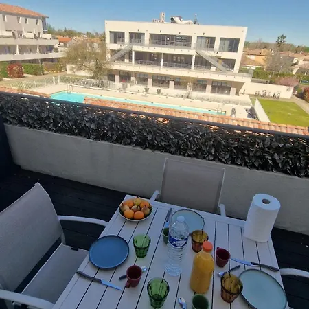 Beau Duplex Cap Camargue Piscine 4 Pers Terrasse Et Parking Dans Résidence Sécurisée Appartamento