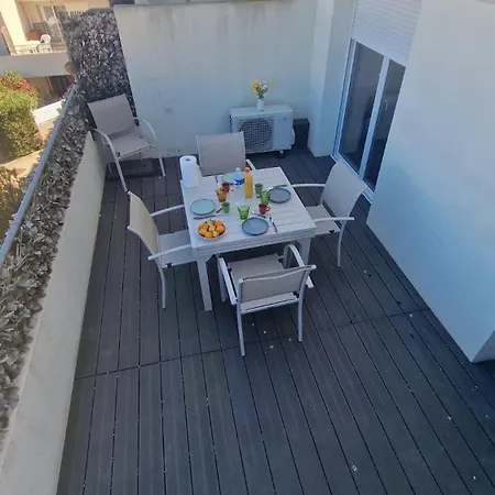 Beau Duplex Cap Camargue Piscine 4 Pers Terrasse Et Parking Dans Résidence Sécurisée Appartamento Le Grau-du-Roi