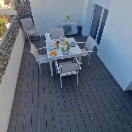 Appartamento Beau Duplex Cap Camargue Piscine 4 Pers Terrasse Et Parking Dans Résidence Sécurisée Le Grau-du-Roi