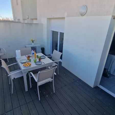 Beau Duplex Cap Camargue Piscine 4 Pers Terrasse Et Parking Dans Résidence Sécurisée * Le Grau-du-Roi