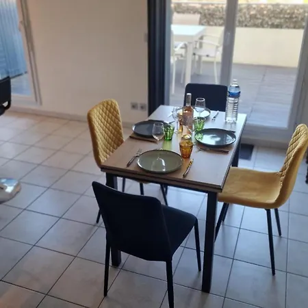 Appartamento Beau Duplex Cap Camargue Piscine 4 Pers Terrasse Et Parking Dans Résidence Sécurisée Le Grau-du-Roi