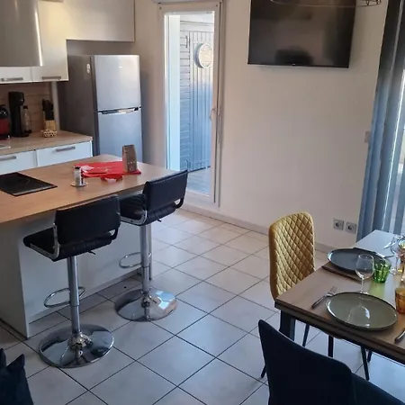 Beau Duplex Cap Camargue Piscine 4 Pers Terrasse Et Parking Dans Résidence Sécurisée * Le Grau-du-Roi