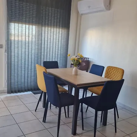 Appartamento Beau Duplex Cap Camargue Piscine 4 Pers Terrasse Et Parking Dans Résidence Sécurisée *