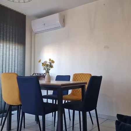 Beau Duplex Cap Camargue Piscine 4 Pers Terrasse Et Parking Dans Résidence Sécurisée Appartamento