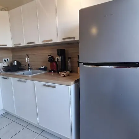 Beau Duplex Cap Camargue Piscine 4 Pers Terrasse Et Parking Dans Résidence Sécurisée Appartamento *