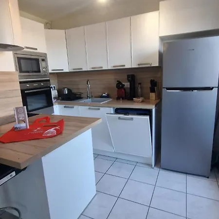 Beau Duplex Cap Camargue Piscine 4 Pers Terrasse Et Parking Dans Résidence Sécurisée Appartamento