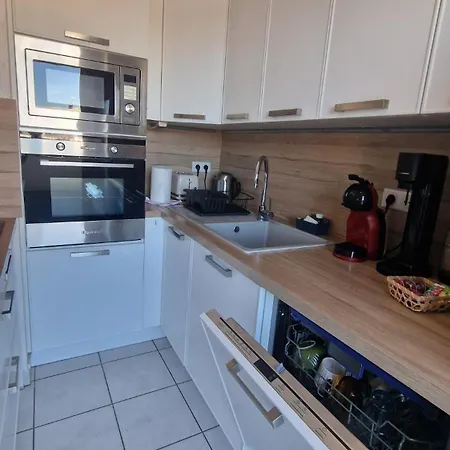 Beau Duplex Cap Camargue Piscine 4 Pers Terrasse Et Parking Dans Résidence Sécurisée