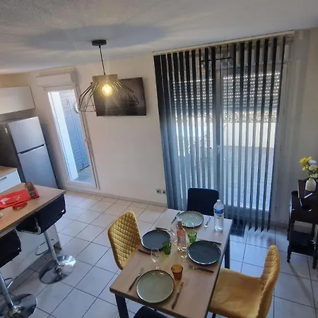 Beau Duplex Cap Camargue Piscine 4 Pers Terrasse Et Parking Dans Résidence Sécurisée Apartamento *