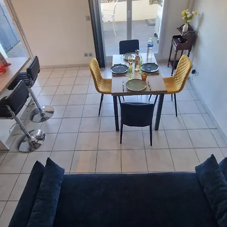 Apartamento Beau Duplex Cap Camargue Piscine 4 Pers Terrasse Et Parking Dans Résidence Sécurisée Le Grau-du-Roi