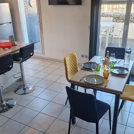 Beau Duplex Cap Camargue Piscine 4 Pers Terrasse Et Parking Dans Résidence Sécurisée Appartamento *