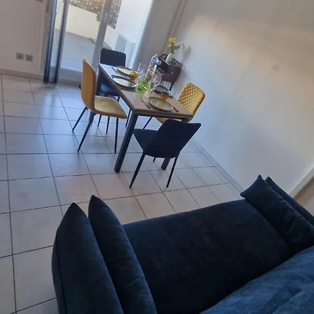 Beau Duplex Cap Camargue Piscine 4 Pers Terrasse Et Parking Dans Résidence Sécurisée Appartamento *