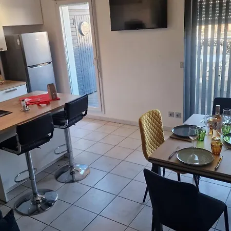 Beau Duplex Cap Camargue Piscine 4 Pers Terrasse Et Parking Dans Résidence Sécurisée Apartamento