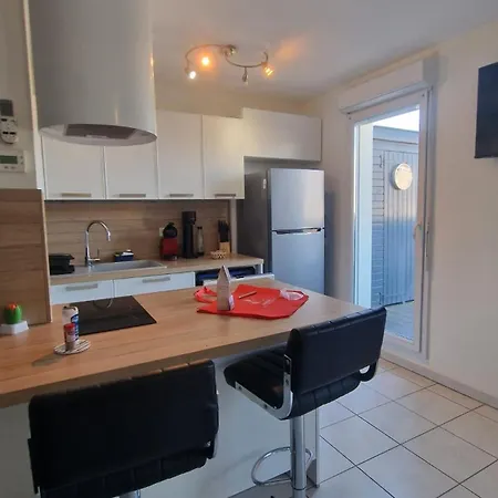 Appartamento Beau Duplex Cap Camargue Piscine 4 Pers Terrasse Et Parking Dans Résidence Sécurisée