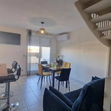 Appartamento Beau Duplex Cap Camargue Piscine 4 Pers Terrasse Et Parking Dans Résidence Sécurisée Le Grau-du-Roi