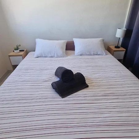 Beau Duplex Cap Camargue Piscine 4 Pers Terrasse Et Parking Dans Résidence Sécurisée *