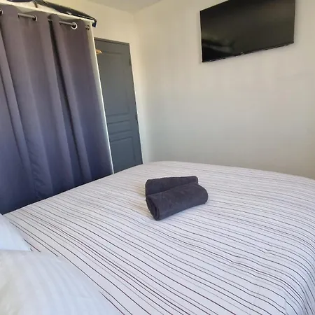 Beau Duplex Cap Camargue Piscine 4 Pers Terrasse Et Parking Dans Résidence Sécurisée
