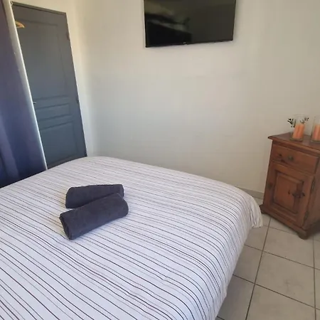 Beau Duplex Cap Camargue Piscine 4 Pers Terrasse Et Parking Dans Résidence Sécurisée
