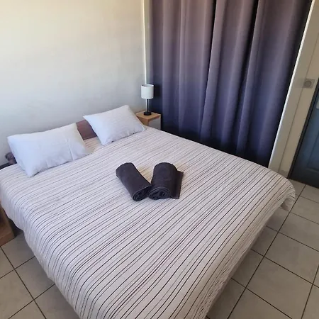 Appartamento Beau Duplex Cap Camargue Piscine 4 Pers Terrasse Et Parking Dans Résidence Sécurisée Le Grau-du-Roi