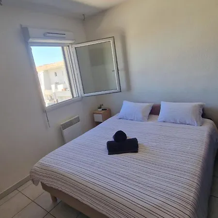Apartamento Beau Duplex Cap Camargue Piscine 4 Pers Terrasse Et Parking Dans Résidence Sécurisée Le Grau-du-Roi