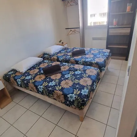 Appartamento Beau Duplex Cap Camargue Piscine 4 Pers Terrasse Et Parking Dans Résidence Sécurisée *
