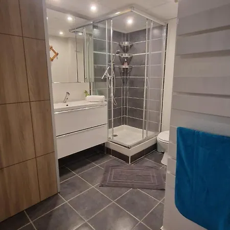 Apartamento Beau Duplex Cap Camargue Piscine 4 Pers Terrasse Et Parking Dans Résidence Sécurisée Le Grau-du-Roi