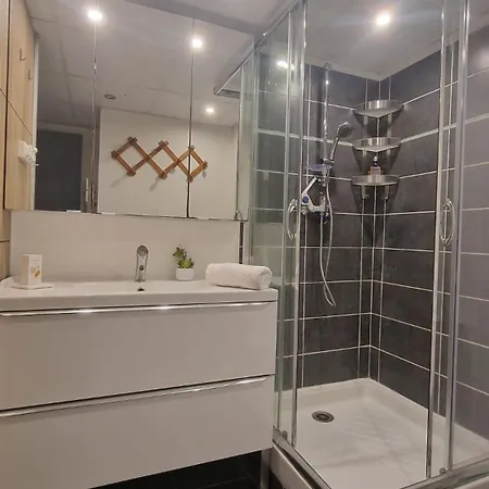 Apartamento Beau Duplex Cap Camargue Piscine 4 Pers Terrasse Et Parking Dans Résidence Sécurisée