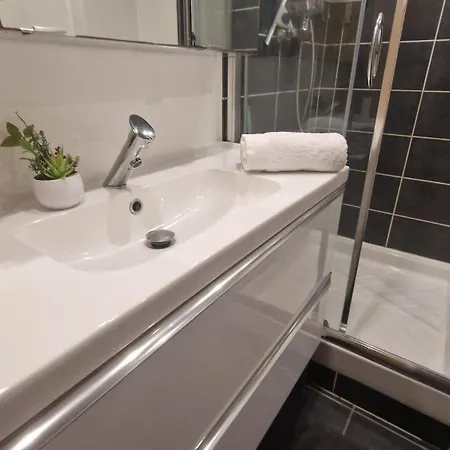 Beau Duplex Cap Camargue Piscine 4 Pers Terrasse Et Parking Dans Résidence Sécurisée Apartamento *